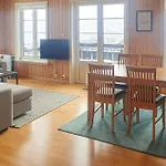Hébergement de vacances 3 Bedroom Awesome In *