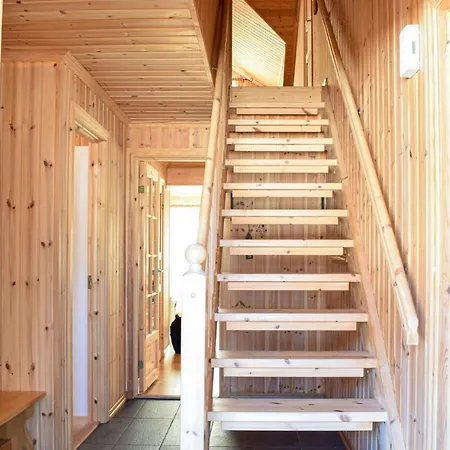 3 Bedroom Awesome In Holiday home