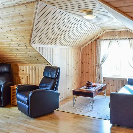 Holiday home Amazing In With Kitchen Aseral