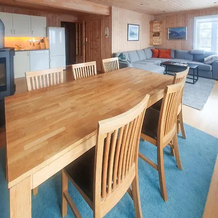 3 Bedroom Awesome In Feriehus Aseral