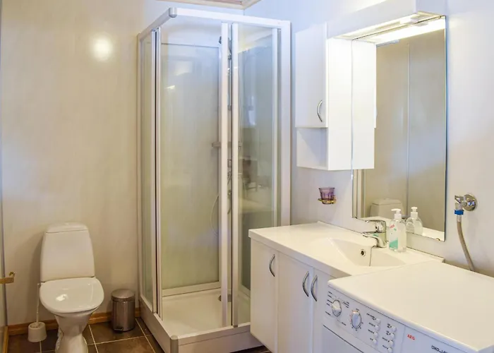 3 Bedroom Awesome In * Aseral